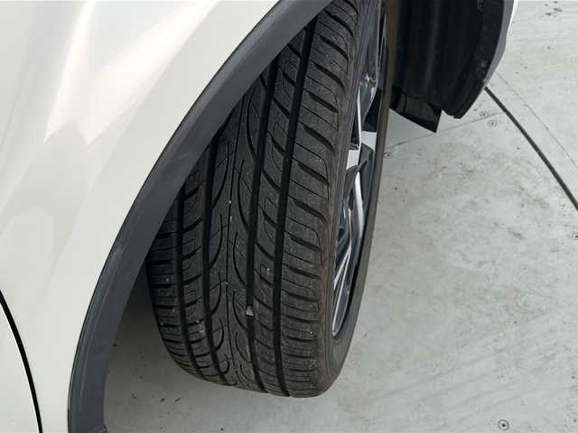 トヨタ Ｃ－ＨＲ G 宮城県 2019(平31)年 8.4万km ホワイトパールクリスタルシャイン トヨタセーフティーセンス/・プリクラッシュセーフティ/・レーンディパーチャーアラート/・レーダークルーズコントロール/・クリアランスソナー/・オートマチックハイビーム/ブラインドスポットモニター/純正9型SDナビ（NSZT-Y68T）/・フルセグTV/・BT.CD/DVD.SD.USB.AM/FM/バックカメラ/ビルトインETC/シートヒーター（D/N）/ハーフレザー/純正18インチAW/LEDヘッドライト/ステアリングスイッチ/純正フロアマット