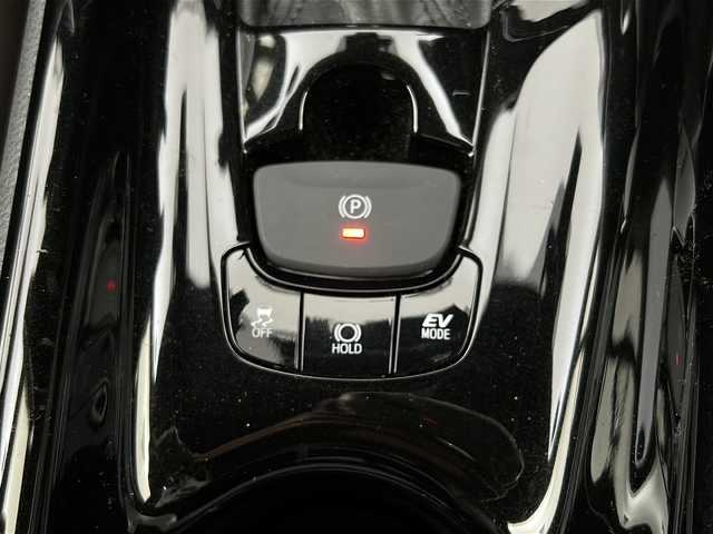 トヨタ Ｃ－ＨＲ G 宮城県 2019(平31)年 8.4万km ホワイトパールクリスタルシャイン トヨタセーフティーセンス/・プリクラッシュセーフティ/・レーンディパーチャーアラート/・レーダークルーズコントロール/・クリアランスソナー/・オートマチックハイビーム/ブラインドスポットモニター/純正9型SDナビ（NSZT-Y68T）/・フルセグTV/・BT.CD/DVD.SD.USB.AM/FM/バックカメラ/ビルトインETC/シートヒーター（D/N）/ハーフレザー/純正18インチAW/LEDヘッドライト/ステアリングスイッチ/純正フロアマット