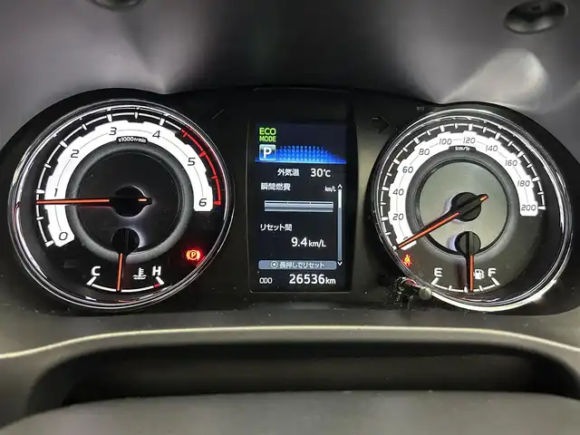 トヨタ ハイラックス Z ブラックラリーエディション 鹿児島県 2019(令1)年 2.7万km ブラック 社外フローティングナビ　/フルセグＴＶ　/Ｂカメラ　/社外ＥＴＣ　/社外前後ドラレコ　/アンダーカバー　/チップアップシート　/リフトアップ　/レーンキープアシスト　/オートライト　/ハードトノカバー　/社外アルミ/リアデフロック/革巻きステアリング/スマートキー/プッシュスタート/ダウンヒルアシストコントロール/クルコン