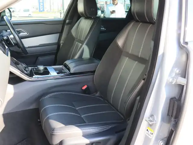 ランドローバー レンジローバーヴェラール Rダイナミック S 180PS 宮城県 2018(平30)年 6.7万km インダス・シルバー パノラマサンルーフ/アダプティブクルーズコントロール/レーンキープアシスト/MERIDIANサウンドシステム/純正メモリナビ(BT/USB/CarPlay)/フルセグTV/360°カメラ/パワーリアゲート/パワーシート(D・N)/シートヒーター(D・N)/エアシート(D・N)/純正19AW/LEDオートライト/ドライブレコーダー(前方)/スマートキー