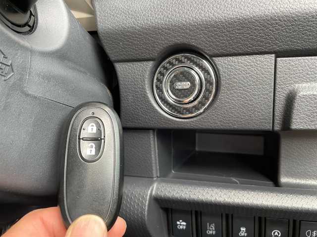 スズキ ハスラー G 埼玉県 2019(令1)年 2.3万km ブルーイッシュブラックパール3 /社外メモリナビ//ワンセグTV//CD&Bluetooth//スマートキー×2//前2席シートヒーター//社外LEDヘッドライト//社外LEDフォグランプ//ドライブレコーダー//衝突軽減ブレーキ//車線逸脱警報//横滑り防止装置//Wエアバッグ&ABS//プライバシーガラス//ドアバイザー//新車時保証書//取扱説明書//ナビ取説