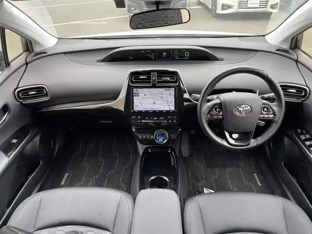 トヨタ プリウス ＰＨＶ S セーフティプラス 東京都 2018(平30)年 4.4万km ホワイトパールクリスタルシャイン 純正コネクトナビ/バックモニター/プリクラッシュセーフティ/レーンディパーチャー/レーダークルーズ/シートヒーター/ETC/ドライブレコーダー/横滑り防止措置/ステアリングスイッチ/スマートキー
