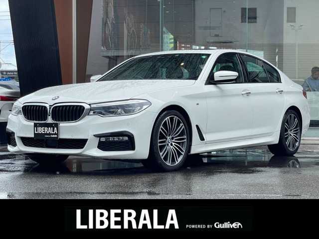 ＢＭＷ ５３０ｉ Mスポーツ 鹿児島県 2017(平29)年 6.4万km 白 サンルーフ/レザーシート/シートヒーター/パワーシート/メモリーシート/禁煙車/ワンオーナー/全周囲カメラ/スマートキー/スペアキー/純正ナビ/パワーバックドア/純正19インチアルミホイール