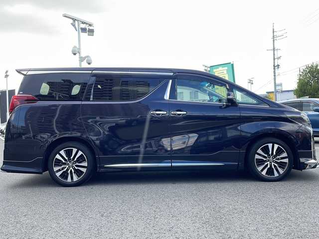 トヨタ アルファード S Cパッケージ 長野県 2020(令2)年 3.4万km スパークリングブラックパールクリスタルシャイン モデリスタエアロ/ディスプレイオーディオ/（ナビ機能付/CD・DVDデッキ/BT/フルセグTV）/12.1インチフリップダウンモニター/純正１８インチアルミホイール/デジタルインナーミラー/ブラインドスポットモニター/セーフティーセンス/・プリクラッシュセーフティ/・レーントレーシングアシスト/・ロードサインアシスト/・アダプティブハイビームシステム/・レーダークルーズコントロール/・パーキングサポートブレーキ/バックカメラ/ビルトインＥＴＣ2.0/ドライブレコーダー（F・R）/AC100V・100Wコンセント/両側パワースライドドア/パワーバックドア/シートヒーター（D・N席）/エアーシート（D・N席）/パワーシート（メモリー機能付）/ウッドコンビステアリング/ステアリングヒーター/電動パーキングブレーキ/ブレーキホールド/3眼LEDヘッドライト/スマートキー