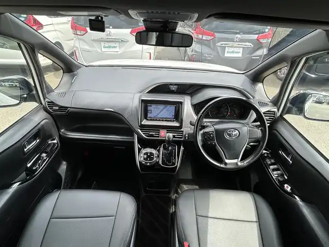 トヨタ ヴォクシー ZS 煌Ⅱ 福岡県 2019(令1)年 5万km ホワイトパールクリスタルシャイン 社外７型SDナビ(ワンセグTV/CD/BT)バックモニタートヨタセーフティーコーナーセンサー両側電動ETCUSBポートドラレコ純正フロアマット純正LEDヘッドライト純正16インチアルミホイールプッシュスタートスマートキー