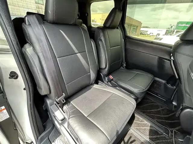 トヨタ ヴォクシー ZS 煌Ⅱ 福岡県 2019(令1)年 5万km ホワイトパールクリスタルシャイン 社外７型SDナビ(ワンセグTV/CD/BT)バックモニタートヨタセーフティーコーナーセンサー両側電動ETCUSBポートドラレコ純正フロアマット純正LEDヘッドライト純正16インチアルミホイールプッシュスタートスマートキー