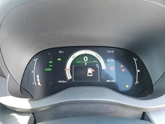 トヨタ ヤリスクロス ハイブリッド Z アドベンチャー 長野県 2024(令6)年 1.6万km グレー 〇純正8インチディスプレイオーディオ/〇フルセグTV/〇バックカメラ/〇ツートンカラー/〇パノラミックビューモニター/〇ビルトインETC/〇ドライブレコーダー/〇セーフティセンス/〇全車速追従機能付クルーズコントロール/〇プリクラッシュセーフティシステム/〇ブラインドスポットモニター/〇LEDヘッドランプ/〇LEDターンランプ/〇シルバールーフレール/〇パワーシート/〇合成レザーシート/〇オートライト/〇純正18インチアルミ/〇オートエアコン/〇シートヒーター/〇スマートエントリー/〇禁煙車