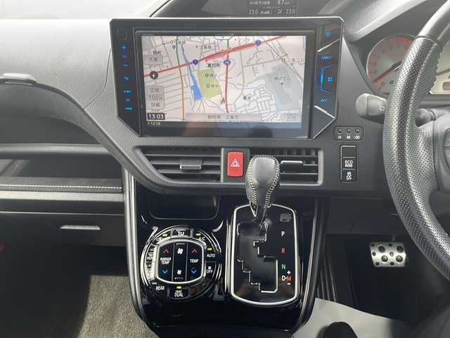 トヨタ ヴォクシー ZS G’s 静岡県 2016(平28)年 7.3万km ブラック ワンオーナー/社外ナビ/地デジTV/CD DVD Bluetooth/バックカメラ/フリップダウンリアモニター/セーフティセンス/オートハイビーム/レーンキープアシスト/両側パワースライドドア/純正18インチAW/ビルトインETC/スマートキー/スペアキー/保証書/取説