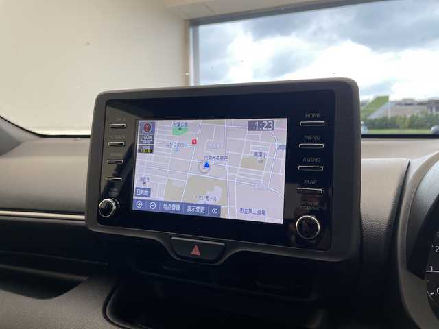 トヨタ ヤリス X 愛知県 2020(令2)年 2.3万km スーパーホワイトⅡ トヨタセーフティーセンス/純正7インチディスプレイオーディオナビ（あり）/レーダークルーズコントロール/バックカメラ/LEDヘッドライト/オートマチックハイビーム/ETC/衝突被害軽減ブレーキ/Bluetooth/ステアリングスイッチ/リモコンキー