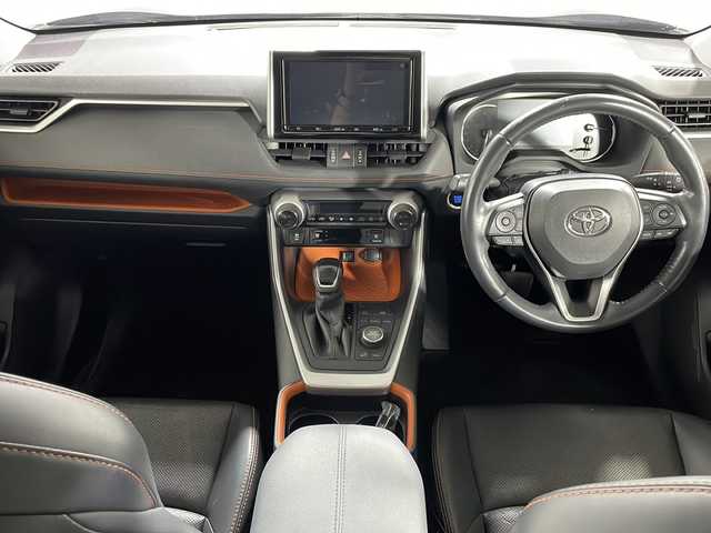 トヨタ ＲＡＶ４ アドベンチャー 広島県 2020(令2)年 3.6万km アティチュードブラックマイカ JAOSフロントスポイラー/純正9型ナビ/バックカメラ/黒革シート/パワーシート/シートヒーター/ベンチレーション/ステアリングヒーター/セーフティセンス/・プリクラッシュセーフティ/・レーントレーシングアシスト/・オートマチックハイビーム/・レーダークルーズコントロール/ブラインドスポットモニター/クリアランスソナー/ダウンヒルアシストコントロール/電動パーキングブレーキ/オートブレーキホールド/ETC/USB/HDMI入力端子/ドライブレコーダー