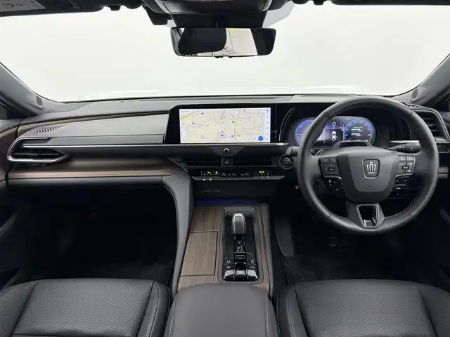 トヨタ クラウン Z 愛知県 2024(令6)年 0.7万km プレシャスホワイトパール モデリスタエアロ/・フロントスポイラー/・サイドスカート/・リアスポイラー/トヨタセーフティーセンス/トヨタチームメイト/・アドバンスパーク/純正12.3型ディスプレイオーディオ/・フルセグTV/・Bluetooth/・Applecarplay/Qi充電/AC100V/アラウンドビューモニター/レーダークルーズコントロール/サンシェード/黒革レザーシート/パワーシート/全席ベンチレーション/ディライト/HUD/ステアリングリモコン/革巻きステアリング/ステアリングヒーター/パドルシフト/デジタルインナーミラー/ETC2.0/ワイパーデアイサー/5面プライバシーフィルム