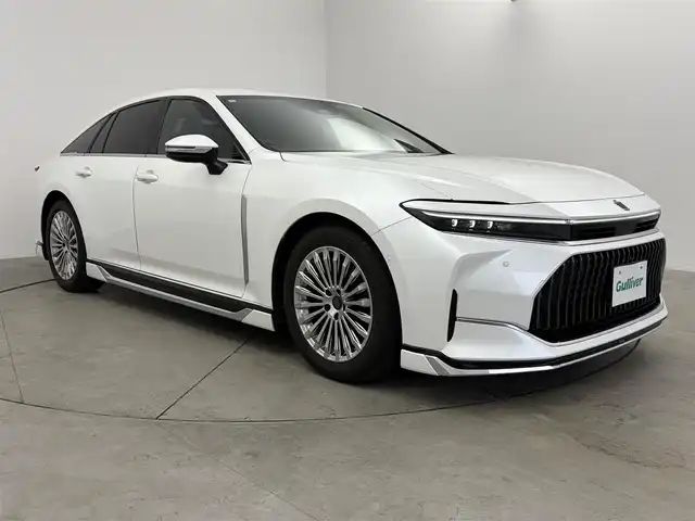 トヨタ クラウン Z 愛知県 2024(令6)年 0.7万km プレシャスホワイトパール モデリスタエアロ/・フロントスポイラー/・サイドスカート/・リアスポイラー/トヨタセーフティーセンス/トヨタチームメイト/・アドバンスパーク/純正12.3型ディスプレイオーディオ/・フルセグTV/・Bluetooth/・Applecarplay/Qi充電/AC100V/アラウンドビューモニター/レーダークルーズコントロール/サンシェード/黒革レザーシート/パワーシート/全席ベンチレーション/ディライト/HUD/ステアリングリモコン/革巻きステアリング/ステアリングヒーター/パドルシフト/デジタルインナーミラー/ETC2.0/ワイパーデアイサー/5面プライバシーフィルム