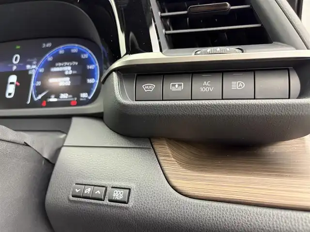 トヨタ クラウン Z 愛知県 2024(令6)年 0.7万km プレシャスホワイトパール モデリスタエアロ/・フロントスポイラー/・サイドスカート/・リアスポイラー/トヨタセーフティーセンス/トヨタチームメイト/・アドバンスパーク/純正12.3型ディスプレイオーディオ/・フルセグTV/・Bluetooth/・Applecarplay/Qi充電/AC100V/アラウンドビューモニター/レーダークルーズコントロール/サンシェード/黒革レザーシート/パワーシート/全席ベンチレーション/ディライト/HUD/ステアリングリモコン/革巻きステアリング/ステアリングヒーター/パドルシフト/デジタルインナーミラー/ETC2.0/ワイパーデアイサー/5面プライバシーフィルム