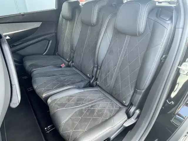 プジョー ５００８ GT ブルーHDi 静岡県 2019(平31)年 3.4万km 黒 アクティブセーフティブレーキ/ACCレーンキープ  ブラインドスポットモニター/OPナビフルセグTV Bluetooth CarPlay対応/サイドカメラ バックカメラ/ハーフレザーシート /パワーバックドア /パヒュームディヒューザー/アンビエンスライト/ETC