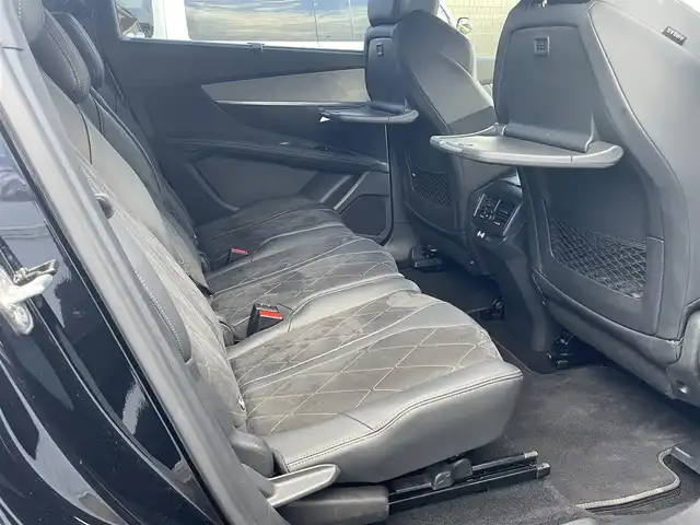 プジョー ５００８ GT ブルーHDi 静岡県 2019(平31)年 3.4万km 黒 アクティブセーフティブレーキ/ACCレーンキープ  ブラインドスポットモニター/OPナビフルセグTV Bluetooth CarPlay対応/サイドカメラ バックカメラ/ハーフレザーシート /パワーバックドア /パヒュームディヒューザー/アンビエンスライト/ETC