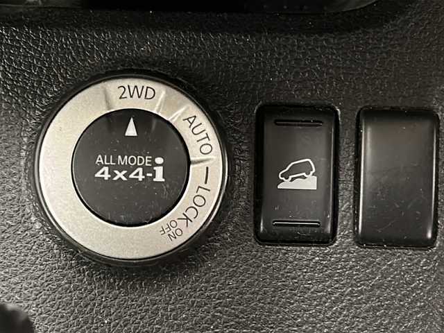 日産 エクストレイル 25X 道央・札幌 2007(平19)年 11万km ブレードシルバー 4WDモードスイッチ/純正AW付タイヤ/純正フロアマット/取扱説明書/社外HDDナビ/(AM/FM/CD/DVD)/ワンセグテレビ/バックカメラ/ドアバイザー/ビルトインETC