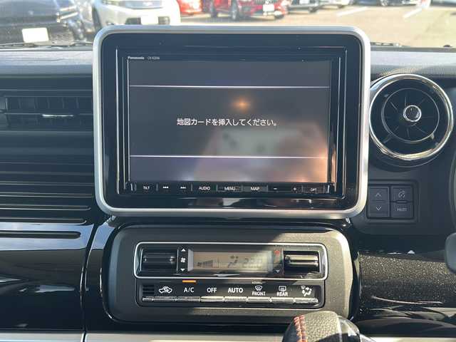 スズキ スペーシア カスタム HYBRID XS ターボ 鹿児島県 2018(平30)年 3.3万km ピュアホワイトP 純正8型ナビ/フルセグTV/両側パワースライドドア/全方位モニター用カメラパッケージ/ビルトインETC/ドライブレコーダー/クルーズコントロール/リアパーキングセンサー/セーフティサポート/・デュアルセンサーブレーキサポート/・後退時ブレーキサポート/・前後誤発進抑制機能/・車線逸脱警報機能/・ふらつき警報機能/・先行車発進お知らせ機能/・ハイビームアシスト/IC付ターボ/LEDヘッドランプ/革巻きステアリング/パドルシフト/ハーフレザーシート/運転席シートヒーター/純正15インチアルミホイール/キーレスプッシュスタートシステム/禁煙車