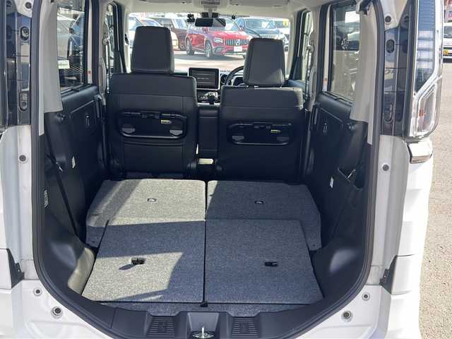 スズキ スペーシア カスタム HYBRID XS ターボ 鹿児島県 2018(平30)年 3.3万km ピュアホワイトP 純正8型ナビ/フルセグTV/両側パワースライドドア/全方位モニター用カメラパッケージ/ビルトインETC/ドライブレコーダー/クルーズコントロール/リアパーキングセンサー/セーフティサポート/・デュアルセンサーブレーキサポート/・後退時ブレーキサポート/・前後誤発進抑制機能/・車線逸脱警報機能/・ふらつき警報機能/・先行車発進お知らせ機能/・ハイビームアシスト/IC付ターボ/LEDヘッドランプ/革巻きステアリング/パドルシフト/ハーフレザーシート/運転席シートヒーター/純正15インチアルミホイール/キーレスプッシュスタートシステム/禁煙車