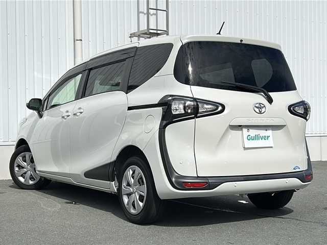 トヨタ シエンタ ファンベースG 三重県 2018(平30)年 2.6万km ホワイトパールクリスタルシャイン 純正ナビ /全周囲カメラ /ビルトインETC /両側パワースライドドア /前後コーナーセンサー/前席シートヒータ /ハンドルヒーター /USB給電 /レーンキープアシスト /衝突軽減ブレーキ /フロアマット /革巻きステアリング/オートハイビーム /オートライト/電動格納ミラー/禁煙車