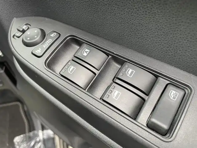 スバル シフォン カスタムR 石川県 2022(令4)年 3.1万km ブラックマイカメタリック 純正10型ナビ/フルセグTV/バックカメラ/LEDヘッドライト/ETC/両側パワースライドドア/シートヒーター/ドライブレコーダー/純正アルミホイール/スマートキー/プッシュスタート/電動ミラー