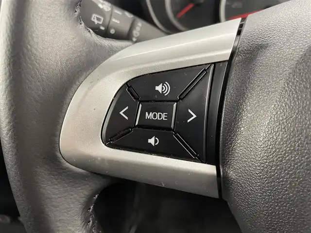 ダイハツ トール カスタムG ターボ SAⅡ 大分県 2018(平30)年 3.8万km パールホワイトⅢ スマートアシスト2/・衝突警報機能/・衝突回避支援ブレーキ機能/作動車速50km/h以下対象車両のみ/・車線逸脱警報機能	/・誤発進抑制機能(前方)/・誤発進抑制機能(後方)/・先行車発進お知らせ機能/社外9型ナビ　型式：X9VD/【フルセグTV、DVD再生可、BT対応】/ステアリングスイッチ/バックカメラ/クルーズコントロール/両側電動スライドドア/ETC/前方ドライブレコーダー/オートライト/LEDヘッドライト/LEDフォグ/社外16インチアルミホイール/純正ＡＷ夏タイヤ積み込み/保証書、取説、スペアキー有り