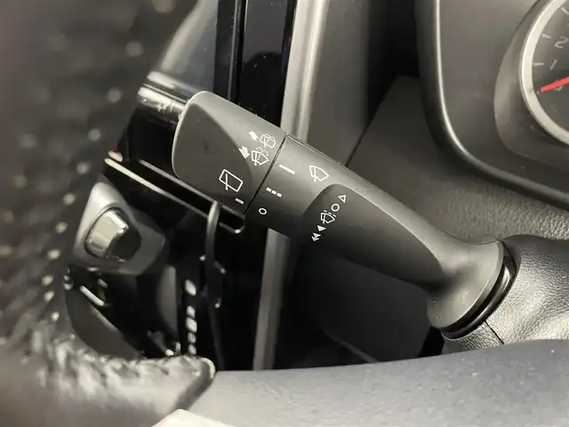 ダイハツ トール カスタムG ターボ SAⅡ 大分県 2018(平30)年 3.8万km パールホワイトⅢ スマートアシスト2/・衝突警報機能/・衝突回避支援ブレーキ機能/作動車速50km/h以下対象車両のみ/・車線逸脱警報機能	/・誤発進抑制機能(前方)/・誤発進抑制機能(後方)/・先行車発進お知らせ機能/社外9型ナビ　型式：X9VD/【フルセグTV、DVD再生可、BT対応】/ステアリングスイッチ/バックカメラ/クルーズコントロール/両側電動スライドドア/ETC/前方ドライブレコーダー/オートライト/LEDヘッドライト/LEDフォグ/社外16インチアルミホイール/純正ＡＷ夏タイヤ積み込み/保証書、取説、スペアキー有り