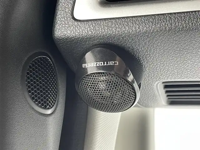 ダイハツ トール カスタムG ターボ SAⅡ 大分県 2018(平30)年 3.8万km パールホワイトⅢ スマートアシスト2/・衝突警報機能/・衝突回避支援ブレーキ機能/作動車速50km/h以下対象車両のみ/・車線逸脱警報機能	/・誤発進抑制機能(前方)/・誤発進抑制機能(後方)/・先行車発進お知らせ機能/社外9型ナビ　型式：X9VD/【フルセグTV、DVD再生可、BT対応】/ステアリングスイッチ/バックカメラ/クルーズコントロール/両側電動スライドドア/ETC/前方ドライブレコーダー/オートライト/LEDヘッドライト/LEDフォグ/社外16インチアルミホイール/純正ＡＷ夏タイヤ積み込み/保証書、取説、スペアキー有り