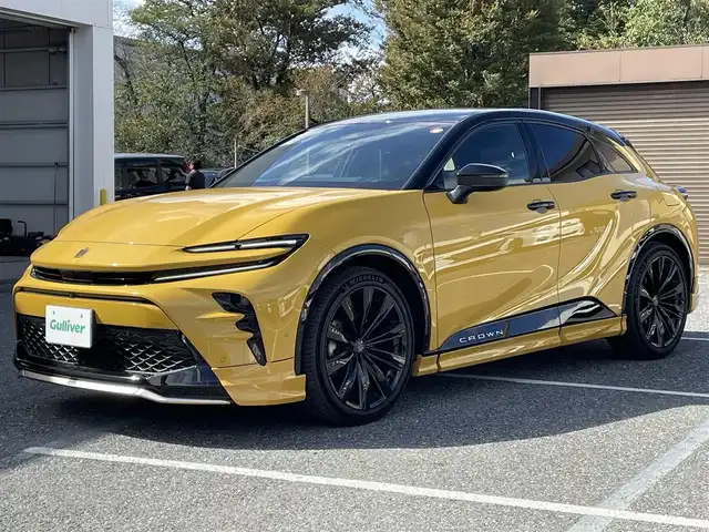 トヨタ クラウン スポーツ Z 千葉県 2024(令6)年 0.1万km 黄 ワンオーナー/純正ナビ【フルセグ、Miracast】/純正21インチアルミホイール/モデリスタエアロ（フロント・サイド・リア）/全方位カメラ/バックカメラ/ビルトインETC2.0/前後コーナーセンサー/前席パワーシート（D席メモリー付）/前席シートヒーター・ベンチレーション/パワーバックドア/PCS/BSM/HUD/LDA/PCS/PDA/RCTA/RCD/PKSB/SEA/AVSP/RSA/タイプC充電/4WD　　　/オートライト/オートハイビーム/保証書