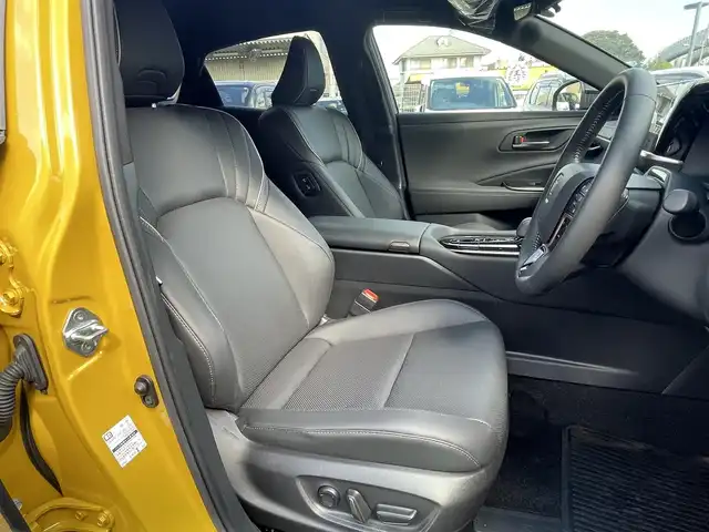 トヨタ クラウン スポーツ Z 千葉県 2024(令6)年 0.1万km 黄 ワンオーナー/純正ナビ【フルセグ、Miracast】/純正21インチアルミホイール/モデリスタエアロ（フロント・サイド・リア）/全方位カメラ/バックカメラ/ビルトインETC2.0/前後コーナーセンサー/前席パワーシート（D席メモリー付）/前席シートヒーター・ベンチレーション/パワーバックドア/PCS/BSM/HUD/LDA/PCS/PDA/RCTA/RCD/PKSB/SEA/AVSP/RSA/タイプC充電/4WD　　　/オートライト/オートハイビーム/保証書