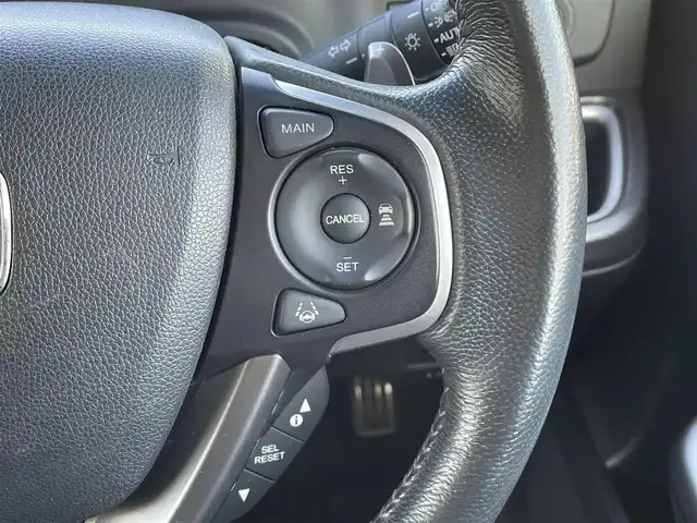 ホンダ ステップワゴン スパーダ クルスピセンシング 群馬県 2018(平30)年 6万km プレミアムスパークルブラックパール ホンダセンシング/・衝突軽減ブレーキシステム/・車線維持支援システム/・アダクティブクルーズコントロール/・路外逸脱抑制機能/純正9型SDナビゲーション/（CD/DVD/SD/BT/フルセグTV）/バックカメラ/両側パワースライドドア/純正フリップダウンモニター/純正前後ドライブレコーダー/ハーフレザーシート/前席シートヒーター/ステアリングスイッチ/LEDヘッドライト/パドルシフト/アイドリングストップ/電格ミラー/ドアバイザー/純正フロアマット/社外16インチアルミホイール/スタッドレスタイヤ積込