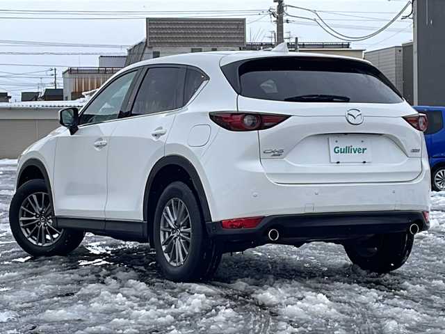 マツダ ＣＸ－５ XD Lパッケージ 道北・旭川 2017(平29)年 7.2万km スノーフレイクホワイトパールマイカ /4WD//BOSEサウンド//純正SDナビ//CD/DVD/AUX/USB/BT/フルセグ//パワーバックドア//黒革シート//運転席メモリシート//パワーシート//シートヒーター//純正１７インチアルミホイール//衝突軽減ブレーキ//レーンキープアシスト//レーダークルーズコントロール//ブラインドスポットモニタリング//アイドリングストップ//コーナーセンサー//誤発進抑制//ヘッドアップディスプレイ//ステアリングヒーター//オートハイビーム//オートライト//LEDヘッドライト//フォグライト//リアフォグ//ヘッドライトウォッシャー//オートリトラミラー//オートワイパー//ETC//純正フロアマット//フロントデアイサー