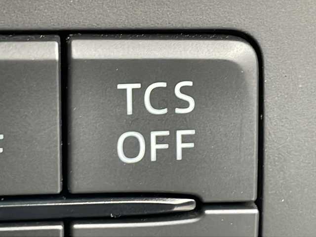 マツダ ＣＸ－５ XD Lパッケージ 道北・旭川 2017(平29)年 7.2万km スノーフレイクホワイトパールマイカ /4WD//BOSEサウンド//純正SDナビ//CD/DVD/AUX/USB/BT/フルセグ//パワーバックドア//黒革シート//運転席メモリシート//パワーシート//シートヒーター//純正１７インチアルミホイール//衝突軽減ブレーキ//レーンキープアシスト//レーダークルーズコントロール//ブラインドスポットモニタリング//アイドリングストップ//コーナーセンサー//誤発進抑制//ヘッドアップディスプレイ//ステアリングヒーター//オートハイビーム//オートライト//LEDヘッドライト//フォグライト//リアフォグ//ヘッドライトウォッシャー//オートリトラミラー//オートワイパー//ETC//純正フロアマット//フロントデアイサー