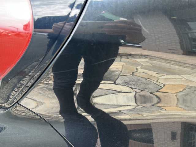 トヨタ アクア S スタイルブラック 静岡県 2018(平30)年 6.7万km ブラックマイカ 純正ナビ/・FM/AM/・SD/・フルセグTV/・Bluetooth/・MEMORY MUSIC/・CD/DVD/主要装備/・バックカメラ/・ドライブレコーダー/・プリクラッシュセーフティ/・ＬＥＤヘッドライト/・車線逸脱警報/・横滑り防止装置/・クリアランスソナー/・レーダー探知機/・運転席+助手席シートヒーター/・オートハイビーム/・ＥＴＣ/・フォグランプ/・オートエアコン