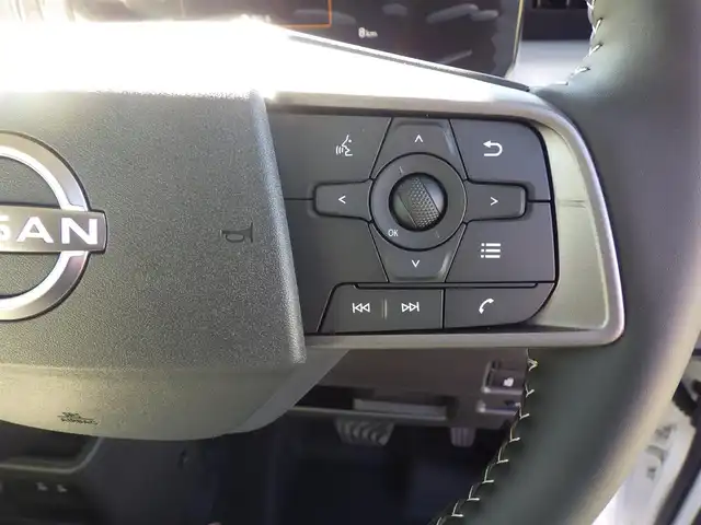 日産 ルークス ハイウェイスター X 千葉県 2025(令7)年 0.1千km パールⅡ ハイウェイスターX　9インチディスプレイオーディオDJ1（137/500）バックビューモニター（32780）/エマージェンシーブレーキ/アイドリングストップ/両側パワースライドドア/ディスプレイオーディオ/【Apple CarPlay　Android Auto対応】/【Bluetooth接続】/バックカメラ/前席シートヒーター/革巻きステアリング/ステアリングヒーター/ステアリングスイッチ/LEDヘッドライト/フォグライト/ウインカーミラー/コーナーセンサー/純正14インチアルミホイル/サイド/カーテンエアバッグ/インテリジェントキー