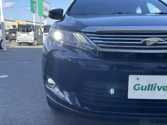 トヨタ ハリアー ハイブリッド プレミアム 青森県 2015(平27)年 12.6万km ブラッキッシュアゲハガラスフレーク ４WD/社外HDDナビ/（BT／AM／FM／DVD）/バックカメラ/パワーバックドア/黒革シート/シートメモリー（運転席）/パワーシート（運転席＋助手席）/シートヒーター（運転席＋助手席）/ステアリングスイッチ/クルーズコントロール/LEDヘッドライト/オートマチックハイビーム/ビルトインETC/スペアキー/保証書/取り扱い説明書