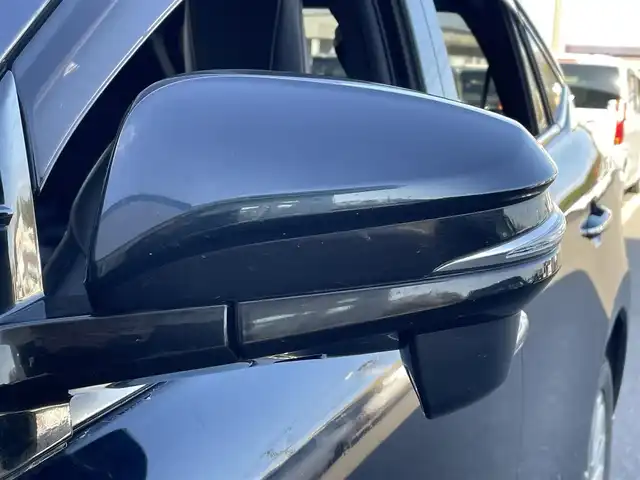 トヨタ ハリアー ハイブリッド プレミアム 青森県 2015(平27)年 12.6万km ブラッキッシュアゲハガラスフレーク ４WD/社外HDDナビ/（BT／AM／FM／DVD）/バックカメラ/パワーバックドア/黒革シート/シートメモリー（運転席）/パワーシート（運転席＋助手席）/シートヒーター（運転席＋助手席）/ステアリングスイッチ/クルーズコントロール/LEDヘッドライト/オートマチックハイビーム/ビルトインETC/スペアキー/保証書/取り扱い説明書