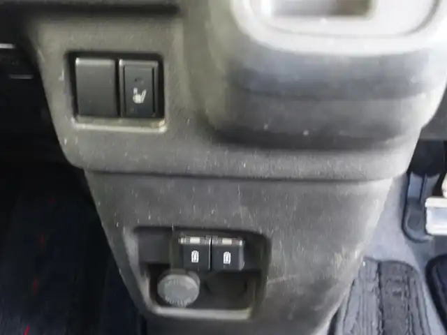 スズキ スペーシア HYBRID X 静岡県 2021(令3)年 6.8万km オフブルーM 禁煙車/スズキセーフティサポート/両側パワースライドドア/ディーラー純正 SDナビ（CN-RZ865）/　CD/DVD/BT/SD/USB/Ipod/フルセグTV/バックカメラ/社外ETC/社外コムテック前後ドライブレコーダー（ZDR025)/Clazzio革調シートカバー（前席）/2列目ロールサンシェード/純正ベースキャリア/純正フロアマット/純正ドアバイザー/保証書/取扱説明書