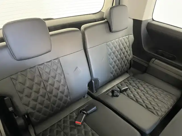 三菱 デリカＤ：５ ブラックエディション 埼玉県 2025(令7)年 0.5万km アメジストブラック ＡＬＰＩＮＥ１１インチナビ　マルチアラウンドモニター　ＢＳＭ　電動ステップ　ＥＴＣ　前後ドラレコ　黒レザー　ｅアシスト　レーダークルーズ　シートヒーター　ステアリングヒーター　ＨＤＭＩ　ＡＣ１００Ｖ