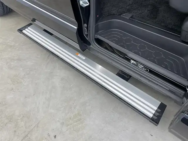 三菱 デリカＤ：５ ブラックエディション 埼玉県 2025(令7)年 0.5万km アメジストブラック ＡＬＰＩＮＥ１１インチナビ　マルチアラウンドモニター　ＢＳＭ　電動ステップ　ＥＴＣ　前後ドラレコ　黒レザー　ｅアシスト　レーダークルーズ　シートヒーター　ステアリングヒーター　ＨＤＭＩ　ＡＣ１００Ｖ