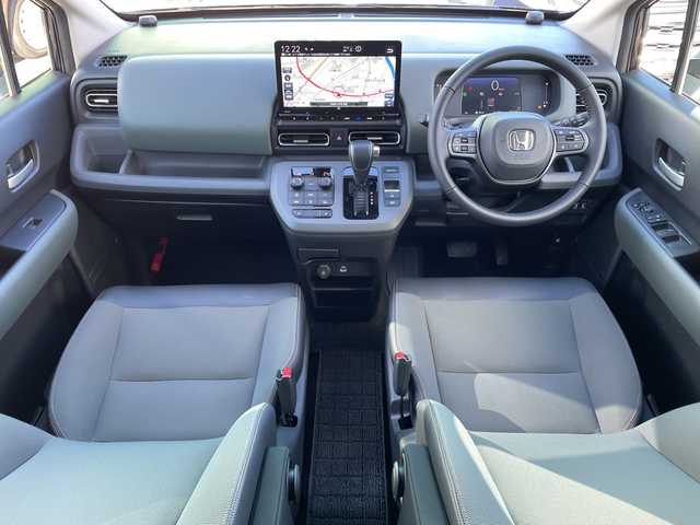 ホンダ フリード ハイブリット e:HEV クロスター 青森県 2025(令7)年 1.2万km トワイライトミストブラックパール 4WD/寒冷地仕様/純正11.4インチメモリナビ・フルセグTV/CD・DVD・Bluetooth・USB・SD/バックカメラ/合皮コンビシート/前席シートヒーター/両側パワースライドドア/ホンダセンシング/衝突軽減ブレーキ/前後誤発進抑制機能/追従クルーズコントロール/路外逸脱抑制機能/ブラインドスポットインフォメーション/オートハイビーム/純正ルーフラック/ワイパーデアイサー/LEDヘッドライト/オートライト/LEDフォグランプ/純正15インチアルミ