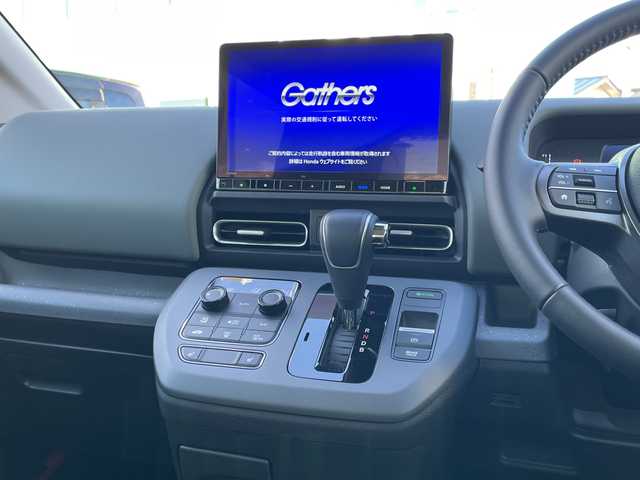 ホンダ フリード ハイブリット e:HEV クロスター 青森県 2025(令7)年 1.2万km トワイライトミストブラックパール 4WD/寒冷地仕様/純正11.4インチメモリナビ・フルセグTV/CD・DVD・Bluetooth・USB・SD/バックカメラ/合皮コンビシート/前席シートヒーター/両側パワースライドドア/ホンダセンシング/衝突軽減ブレーキ/前後誤発進抑制機能/追従クルーズコントロール/路外逸脱抑制機能/ブラインドスポットインフォメーション/オートハイビーム/純正ルーフラック/ワイパーデアイサー/LEDヘッドライト/オートライト/LEDフォグランプ/純正15インチアルミ