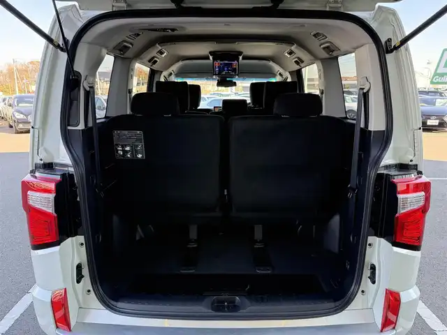 三菱 デリカＤ：５ G パワーパッケージ 東京都 2021(令3)年 4.1万km ウォームホワイトパール ALPINE11インチナビ/ALPINE10インチリアモニター/マルチアラウンドモニター/JAOS製/・フロントリアスキットバー/・リアラダー/・マッドガード/両側電動スライドドア/エレクトリックテールゲート/電動サイドロングステップ/レーダークルーズコントロール/デュアルセンサーブレーキ/ETC/パワーシート/シートヒーター/パドルシフト/LEDヘッドライト/フォグランプ/純正18インチAW