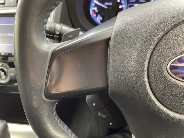 スバル レヴォーグ 1．6GT－S アイサイト 岐阜県 2015(平27)年 4.3万km クリスタルホワイトP 純正ナビ/　(AM/FM/CD/DVD/Bluetooth/フルセグTV)/バックカメラ/アイサイト/レーンキープアシスト/レーダークルーズコントロール/LEDヘッドライト/ETC/純正アルミホイール/純正フロアマット/ドアバイザー/電動パーキングブレーキ/パドルシフト/スペアキー