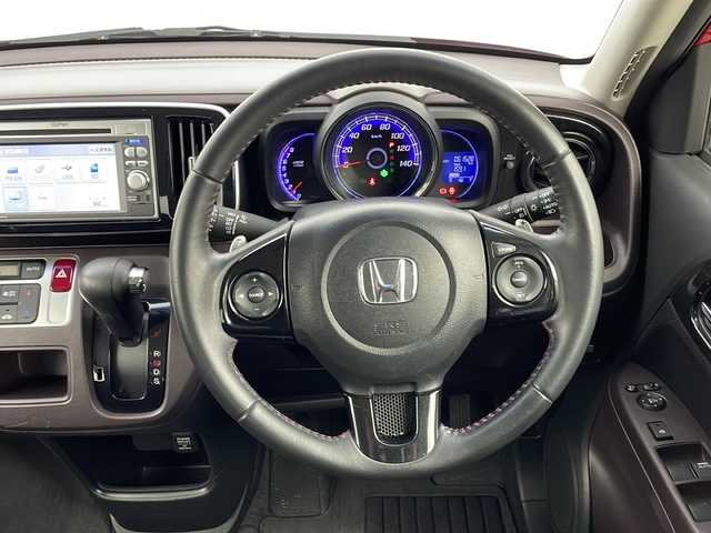 ホンダ Ｎ ＯＮＥ プレミアム ツアラー Lパッケージ 新潟県 2013(平25)年 6.2万km ミラノレッド 4WD/純正ナビ/　　ワンセグ/CD/DVD/SD/USB/バックカメラ/クルーズコントロール/HDIオートライト/Fフォグ/純正15インチアルミホイール/パドルシフト/ステアリングスイッチ/オートエアコン/アイドリングストップ/スマートキー/ETC