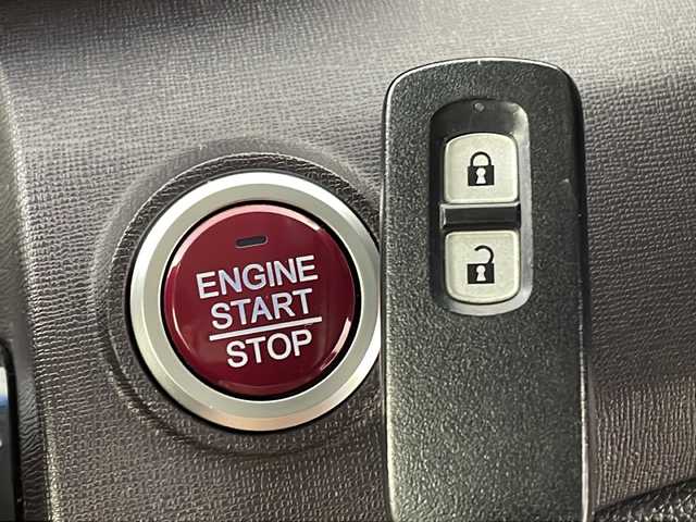 ホンダ Ｎ ＯＮＥ プレミアム ツアラー Lパッケージ 新潟県 2013(平25)年 6.2万km ミラノレッド 4WD/純正ナビ/　　ワンセグ/CD/DVD/SD/USB/バックカメラ/クルーズコントロール/HDIオートライト/Fフォグ/純正15インチアルミホイール/パドルシフト/ステアリングスイッチ/オートエアコン/アイドリングストップ/スマートキー/ETC