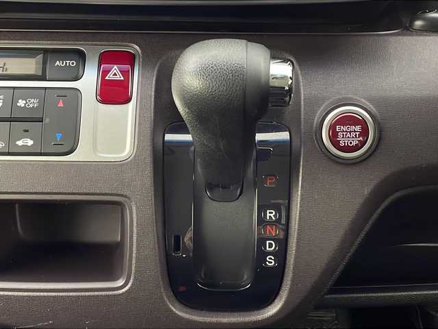 ホンダ Ｎ ＯＮＥ プレミアム ツアラー Lパッケージ 新潟県 2013(平25)年 6.2万km ミラノレッド 4WD/純正ナビ/　　ワンセグ/CD/DVD/SD/USB/バックカメラ/クルーズコントロール/HDIオートライト/Fフォグ/純正15インチアルミホイール/パドルシフト/ステアリングスイッチ/オートエアコン/アイドリングストップ/スマートキー/ETC