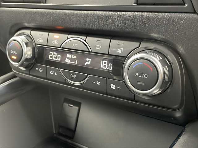 マツダ ＣＸ－５ XD Lパッケージ 栃木県 2017(平29)年 6.7万km マシーングレープレミアムM 純正ナビ/FM AM CD DVD USB AUX SD　BT　フルセグTV/ETC2.0/バックカメラ/レーダークルーズコントロール/レーンアシスト/ヘッドアップディスプレイ/パドルシフト/電動リアゲート/シートヒーター/ステアリングヒーター/オートホールド/コーナーセンサー/LEDヘッドライト/オートライト/オートマチックハイビーム/オートエアコン/アイドリングストップ/純正フロアマット/純正アルミホイール