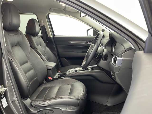 マツダ ＣＸ－５ XD Lパッケージ 栃木県 2017(平29)年 6.7万km マシーングレープレミアムM 純正ナビ/FM AM CD DVD USB AUX SD　BT　フルセグTV/ETC2.0/バックカメラ/レーダークルーズコントロール/レーンアシスト/ヘッドアップディスプレイ/パドルシフト/電動リアゲート/シートヒーター/ステアリングヒーター/オートホールド/コーナーセンサー/LEDヘッドライト/オートライト/オートマチックハイビーム/オートエアコン/アイドリングストップ/純正フロアマット/純正アルミホイール