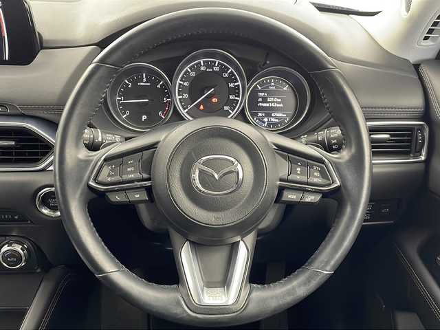 マツダ ＣＸ－５ XD Lパッケージ 栃木県 2017(平29)年 6.7万km マシーングレープレミアムM 純正ナビ/FM AM CD DVD USB AUX SD　BT　フルセグTV/ETC2.0/バックカメラ/レーダークルーズコントロール/レーンアシスト/ヘッドアップディスプレイ/パドルシフト/電動リアゲート/シートヒーター/ステアリングヒーター/オートホールド/コーナーセンサー/LEDヘッドライト/オートライト/オートマチックハイビーム/オートエアコン/アイドリングストップ/純正フロアマット/純正アルミホイール