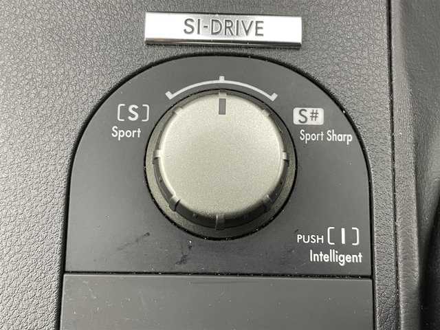スバル レガシィ Ｂ４ 2．0GT スペックB 富山県 2006(平18)年 8.2万km オブシディアンブラックパール フルセグテレビ/社外AWスタッドレスタイヤ車載/ETC/レーダー探知機/パワーシート/6MT/4WD/横滑り防止装置/純正フロアマット/ドアバイザー/リアスポイラー/パワーステアリング/パワーウインドウ